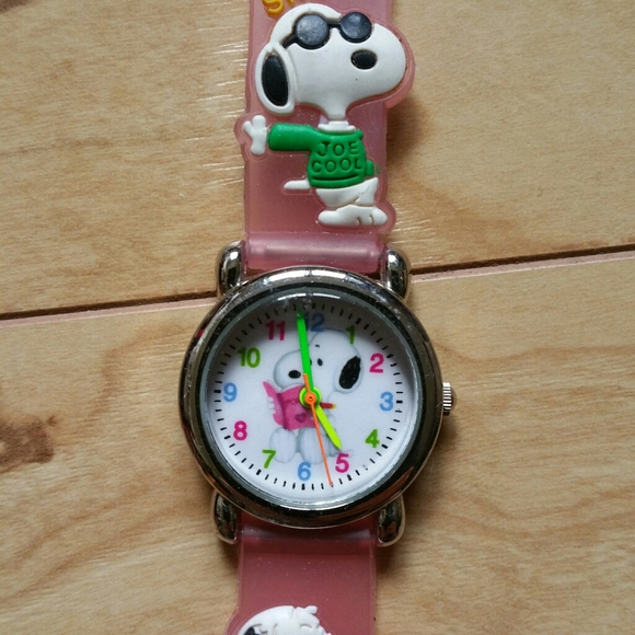 Snoopy kid's wristwatch - Picture 5 of 5